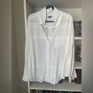 Torrid Gauzy White Long Sleeve Blouse, Size 2, like new